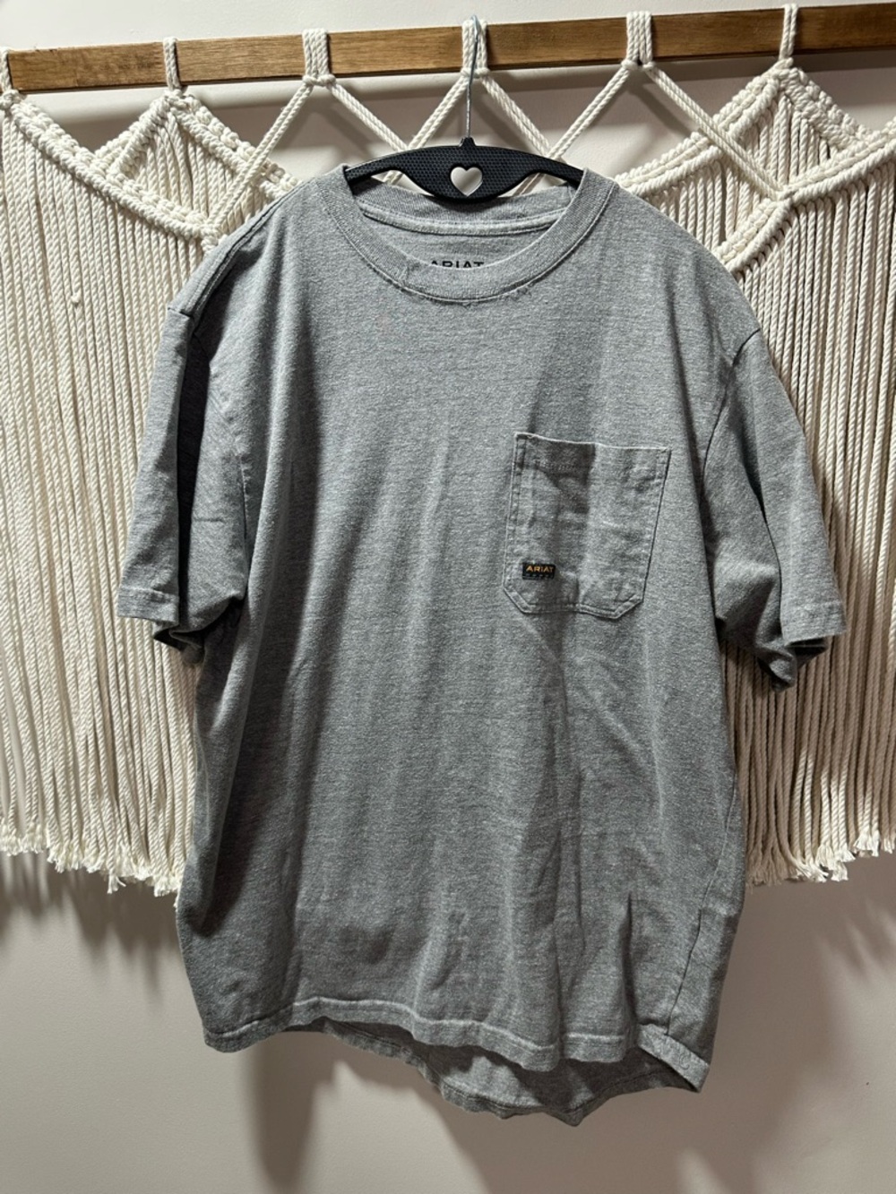 Ariat Men's Heather Gray Short-Sleeve Pocket Tee